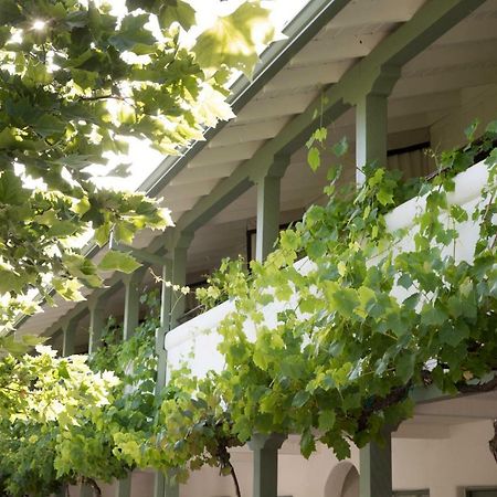 Indian Springs Resort & Spa Calistoga Exterior photo